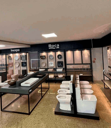 O que é um showroom e como ele influencia a experiência do cliente