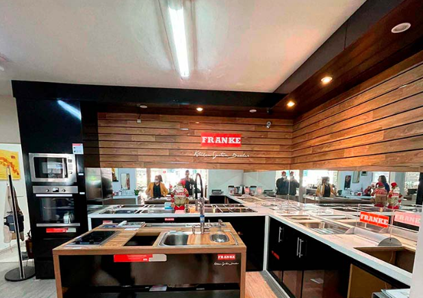 Showroom de loja: quando o design vira ferramenta de vendas